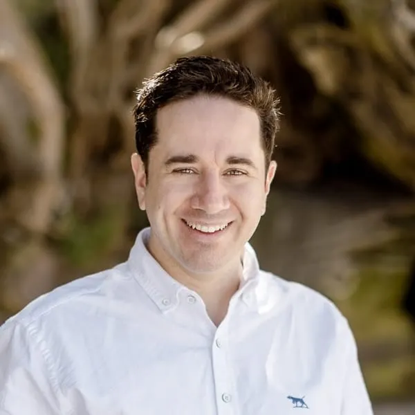 Peter Hawke, Managing Director