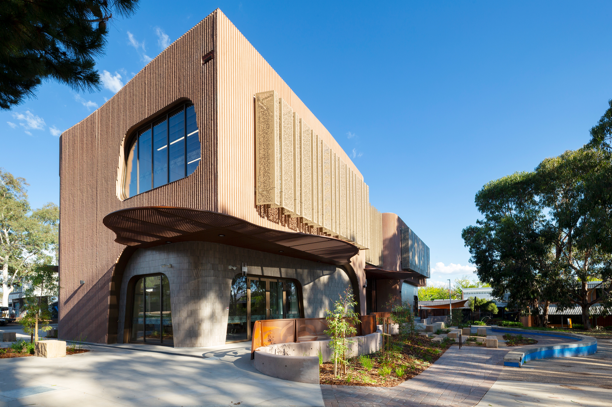 Gugan Gulwan’s building and outdoor gathering area in Wanniassa.